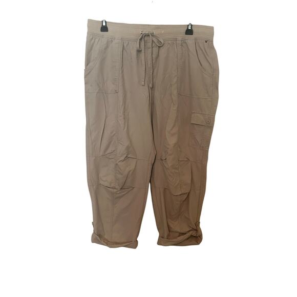 Women’s Tommy Hilfiger Loose Cuffed Cargo Khakis XL - Picture 1 of 3